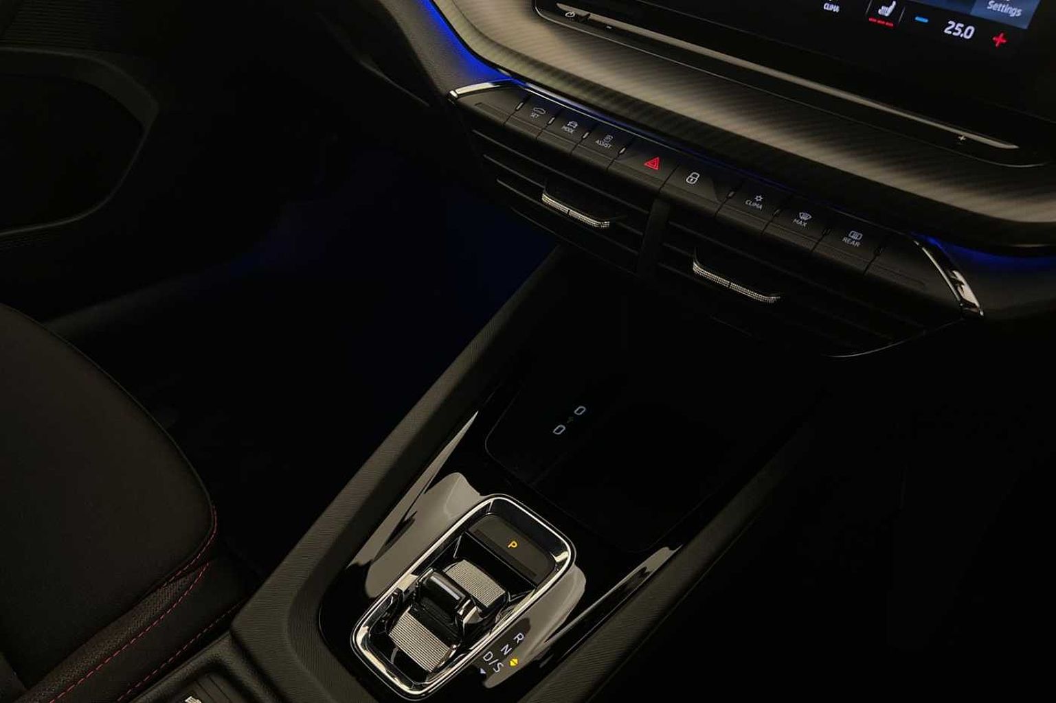 SKODA Octavia vRS Hatch 1.4 TSI (150ps) vRS iV DSG