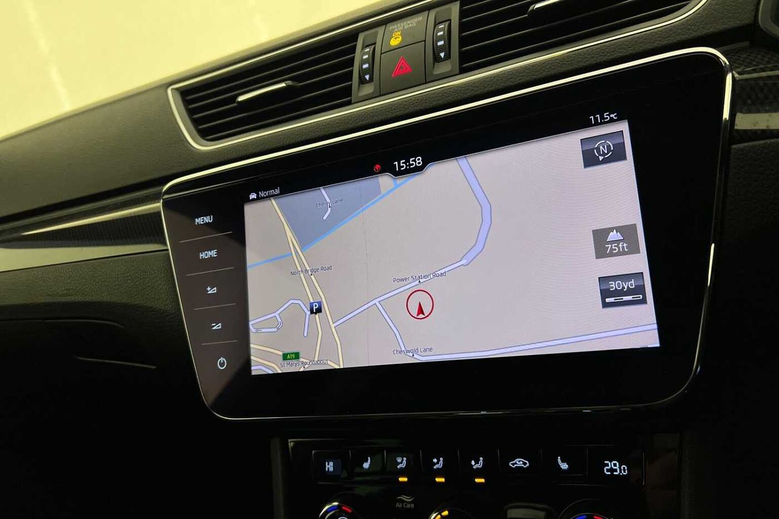 SKODA Superb 2.0 TDI SCR (150ps) SportLine Plus DSG HB